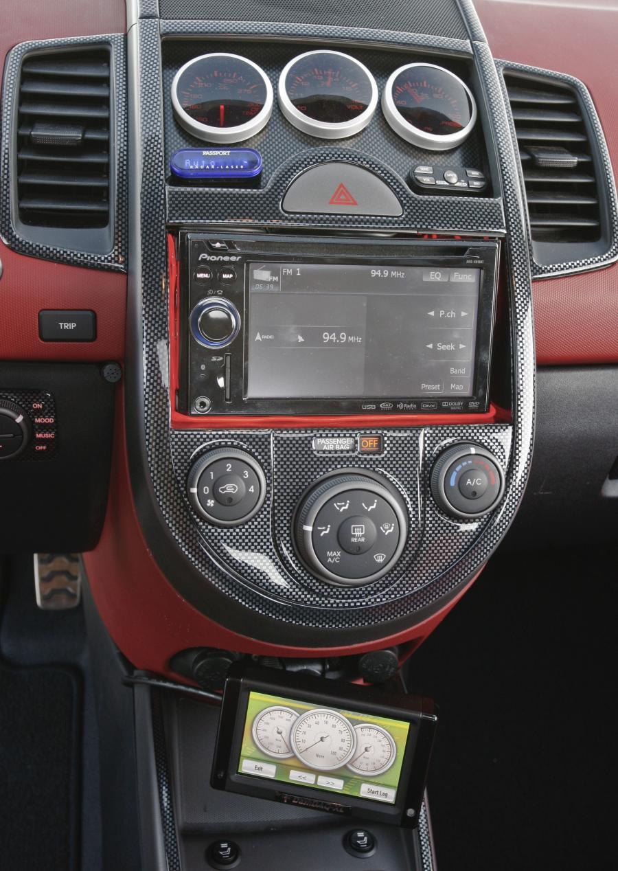  Kia Soul Gogogear 2009 года  (фото 6 из 22)